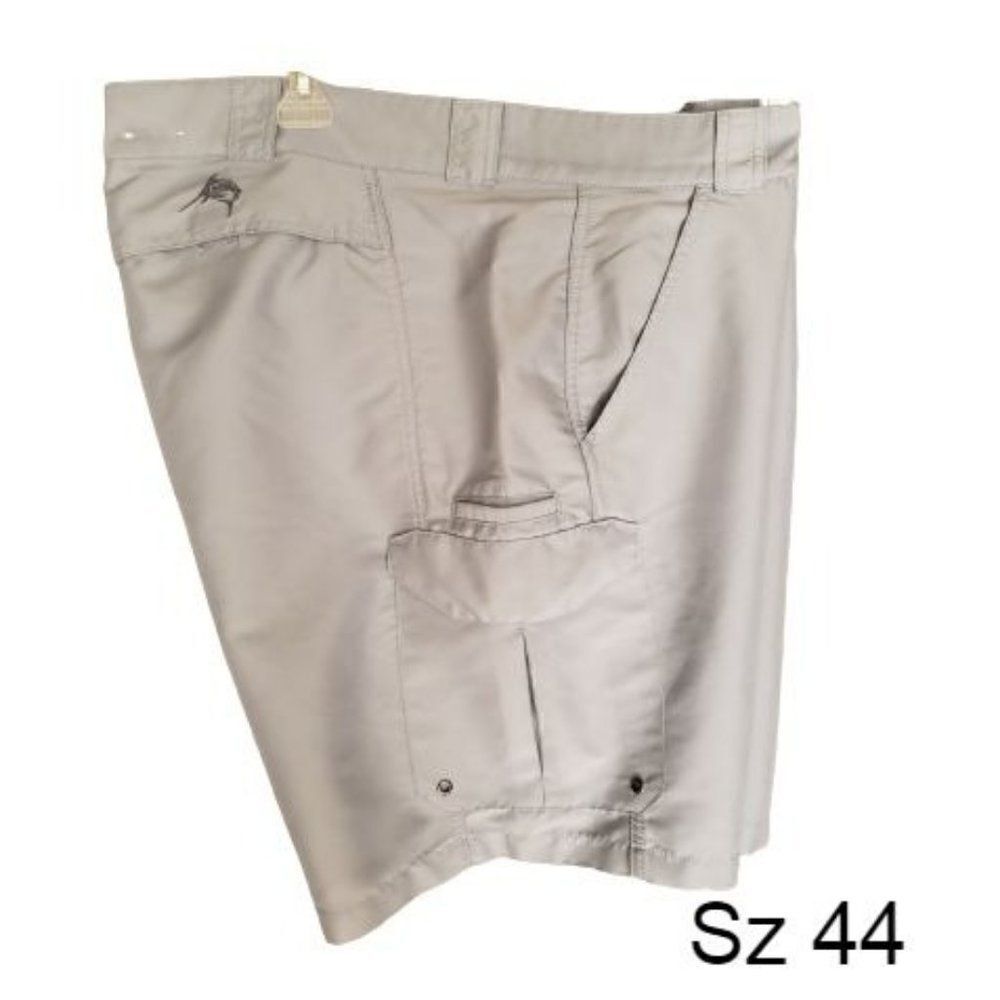 Men's Fishing Shorts World Wide Sportsman Fisherman's Cargo Shorts Size 44 Grey